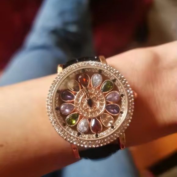 Luxury Rotating Petal Flower Dial Diamond Crystal Watch main image 8